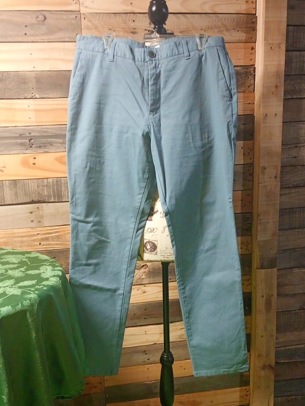 Slim Straight Men's Chino Pants in Light Blue Sz 36R